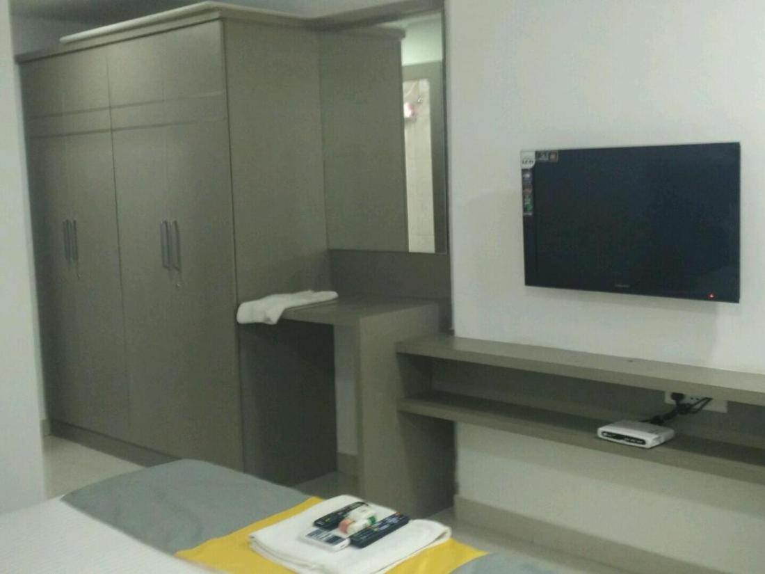 La Riviera Suites Madhapur 海得拉巴 外观 照片